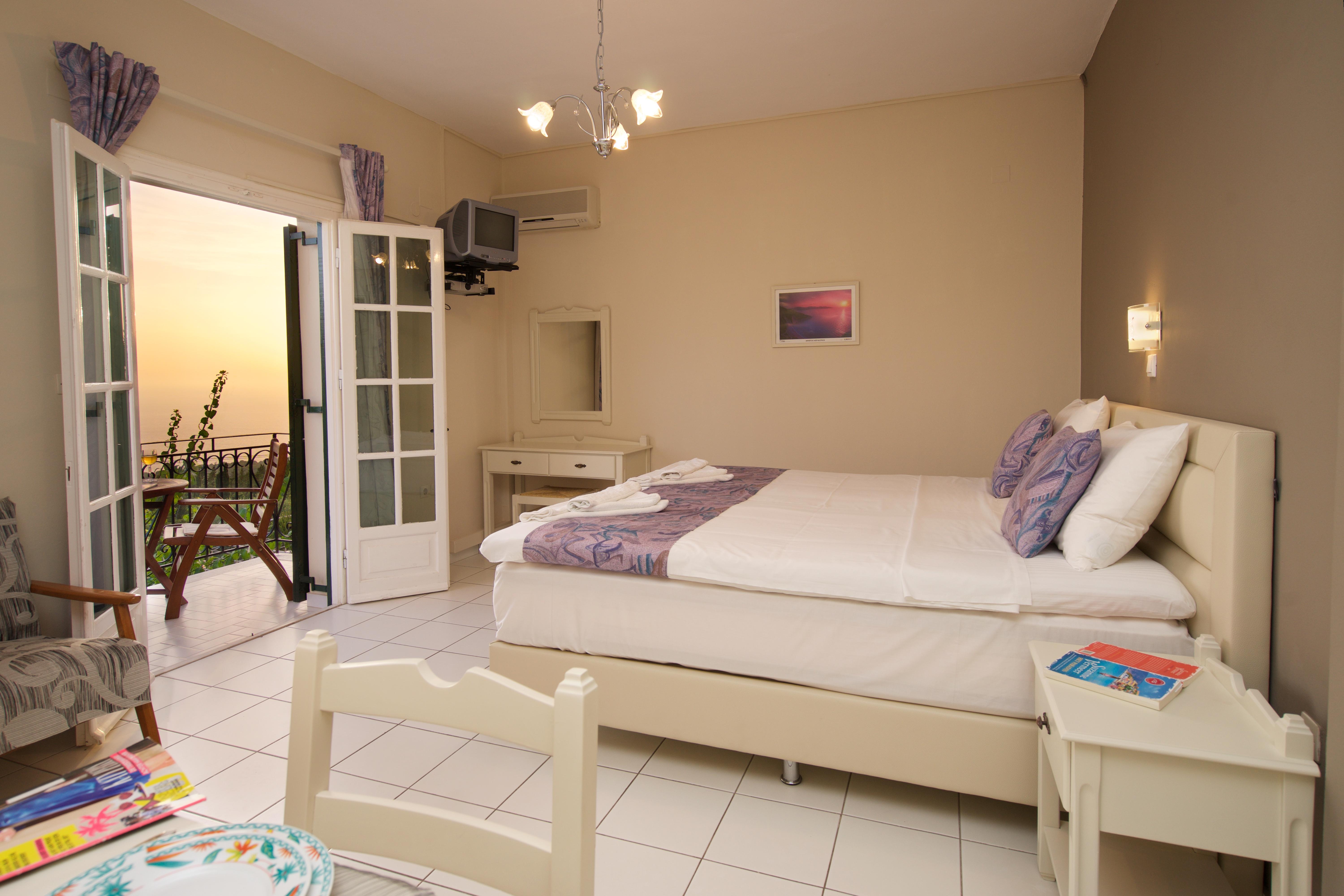 Mesovounia  Studios Vrionis Panoramic Sunset מראה חיצוני תמונה